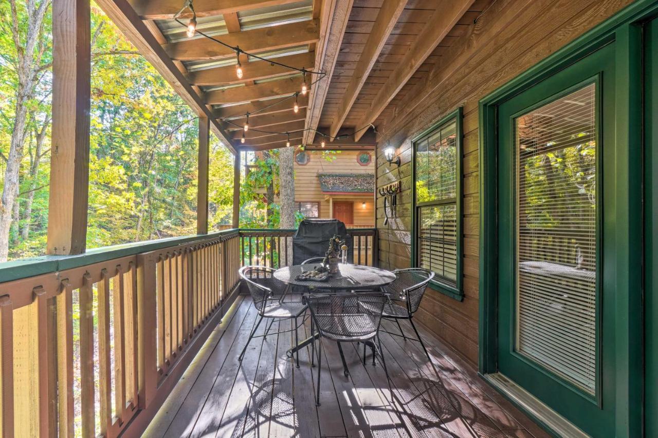 Picturesque Pigeon Forge Cabin With Mountain Views ภายนอก รูปภาพ