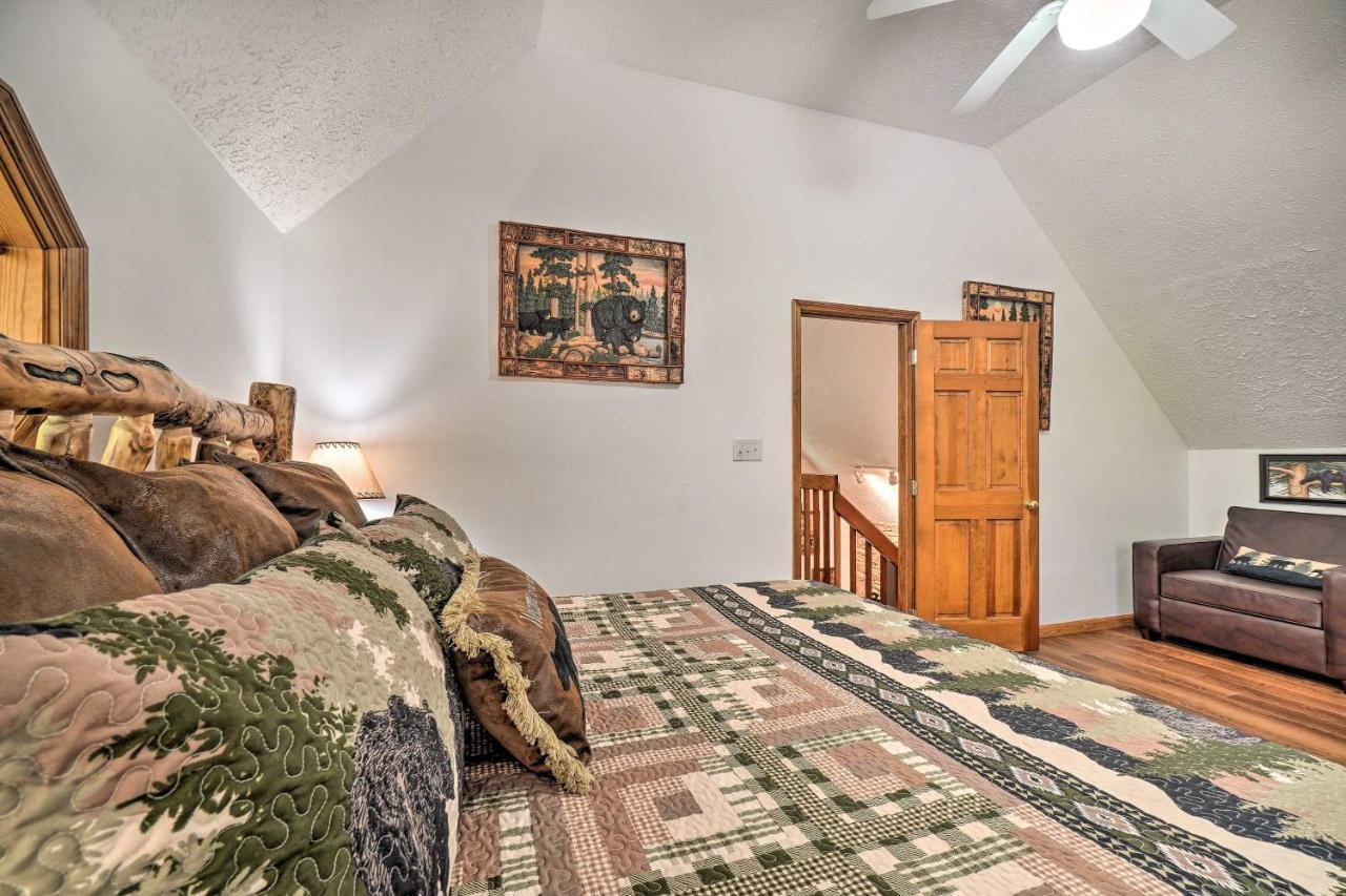 Picturesque Pigeon Forge Cabin With Mountain Views ภายนอก รูปภาพ