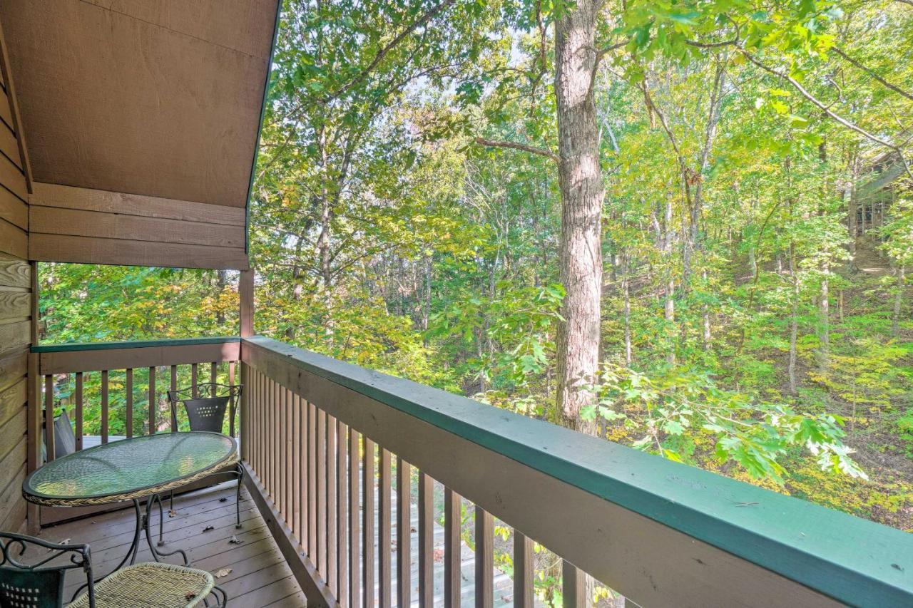 Picturesque Pigeon Forge Cabin With Mountain Views ภายนอก รูปภาพ